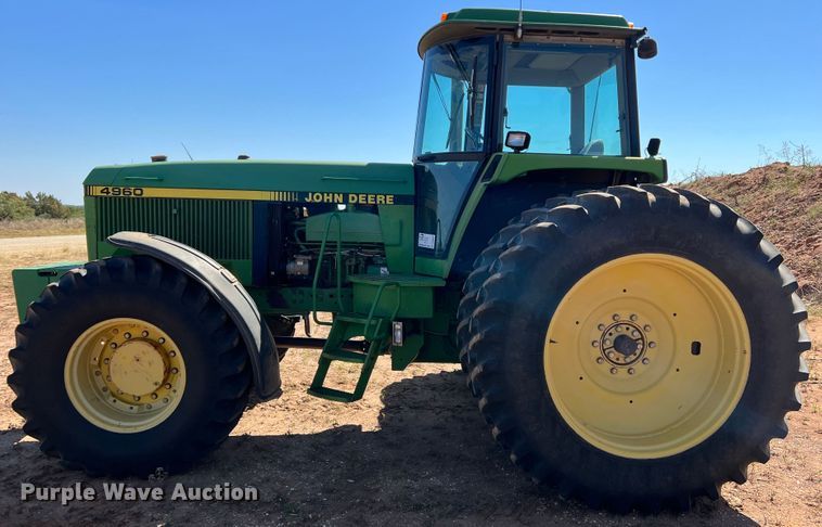 image for item DO8820 1993 John Deere 4960  MFWD tractor