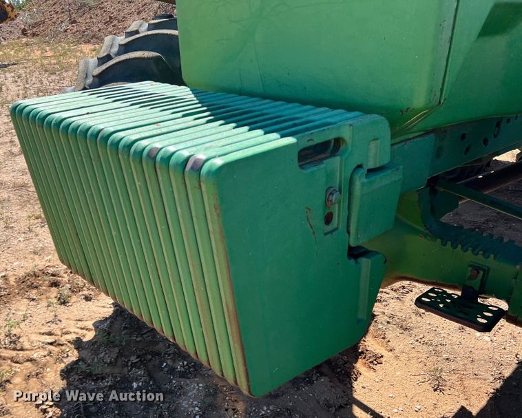 image for item DO8820 1993 John Deere 4960  MFWD tractor