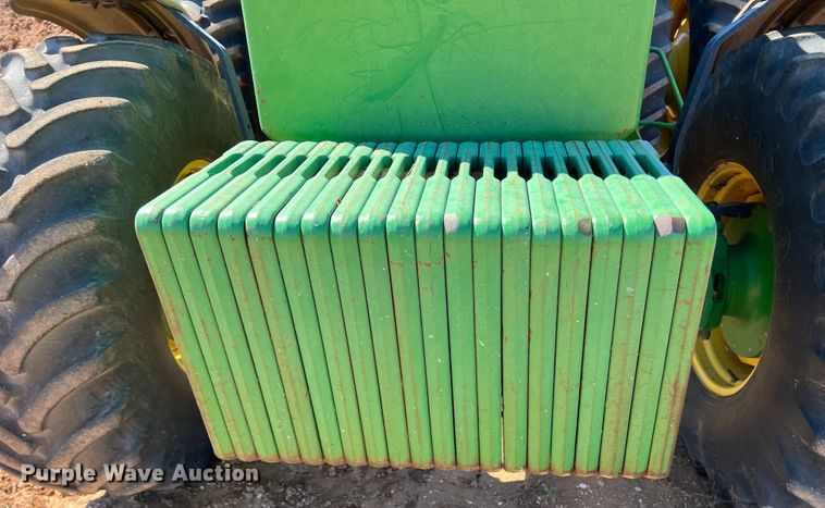 image for item DO8820 1993 John Deere 4960  MFWD tractor