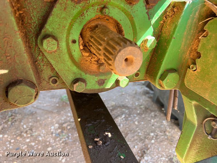 image for item DO8820 1993 John Deere 4960  MFWD tractor