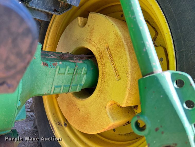 image for item DO8820 1993 John Deere 4960  MFWD tractor