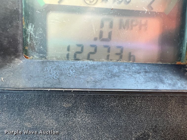 image for item DO8820 1993 John Deere 4960  MFWD tractor