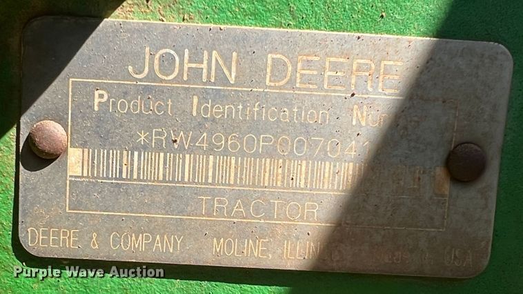 image for item DO8820 1993 John Deere 4960  MFWD tractor