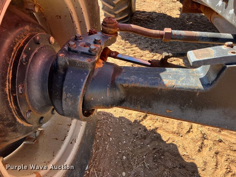 image for item DO8821 1996 Case 7230  MFWD tractor