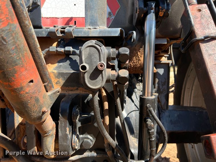 image for item DO8821 1996 Case 7230  MFWD tractor