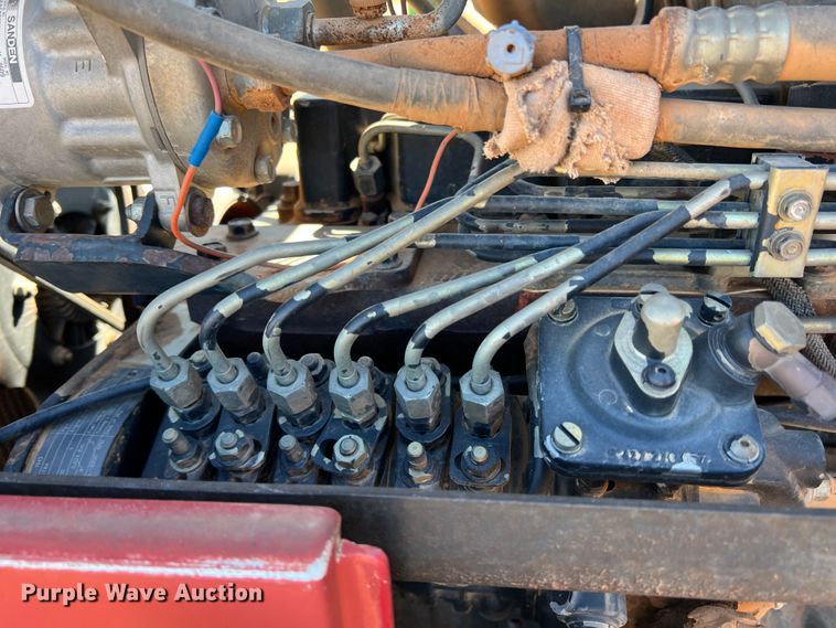 image for item DO8821 1996 Case 7230  MFWD tractor