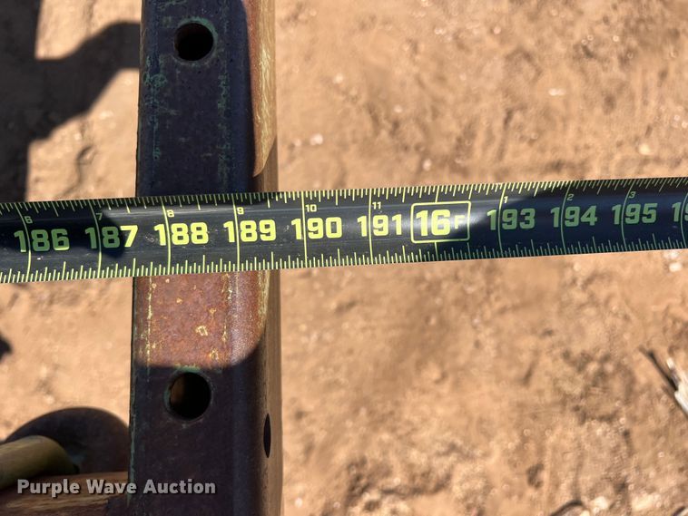 image for item DO8822 John Deere E1610  chisel