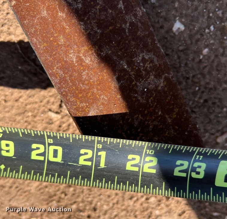 image for item DO8823 John Deere 610X  chisel