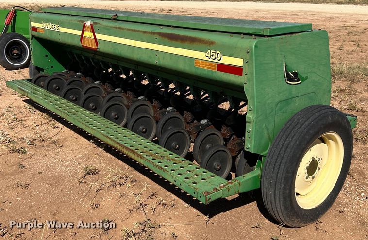 image for item DO8825 John Deere 450  grain drill