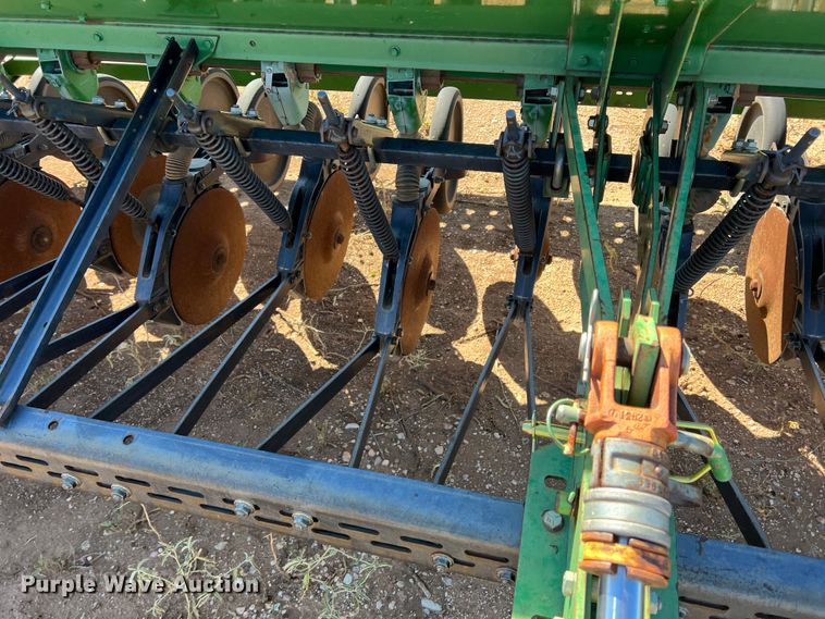 image for item DO8825 John Deere 450  grain drill