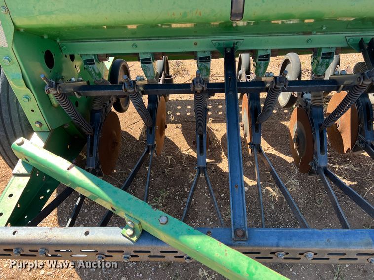 image for item DO8825 John Deere 450  grain drill