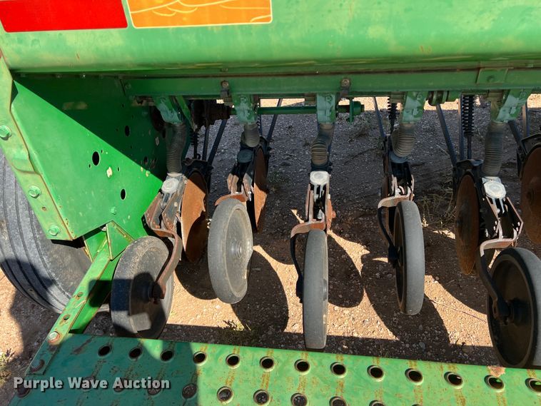 image for item DO8825 John Deere 450  grain drill