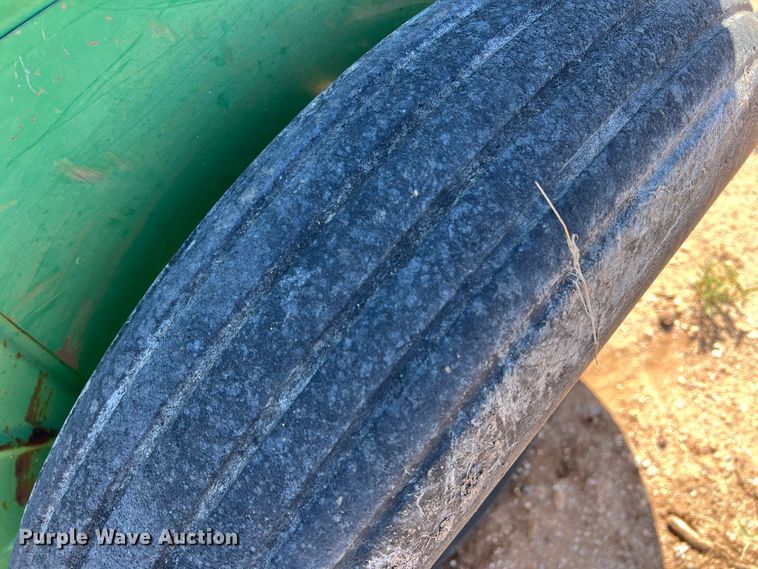 image for item DO8825 John Deere 450  grain drill