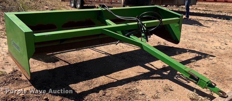 image for item DO8826 Cammond  box blade