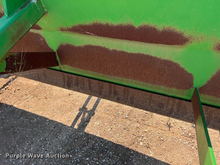 image for item DO8826 Cammond  box blade