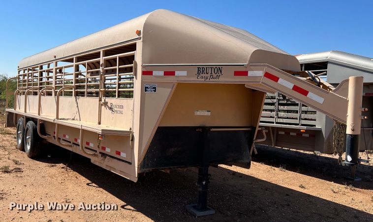 image for item DO8827 2012 Bruton  livestock trailer