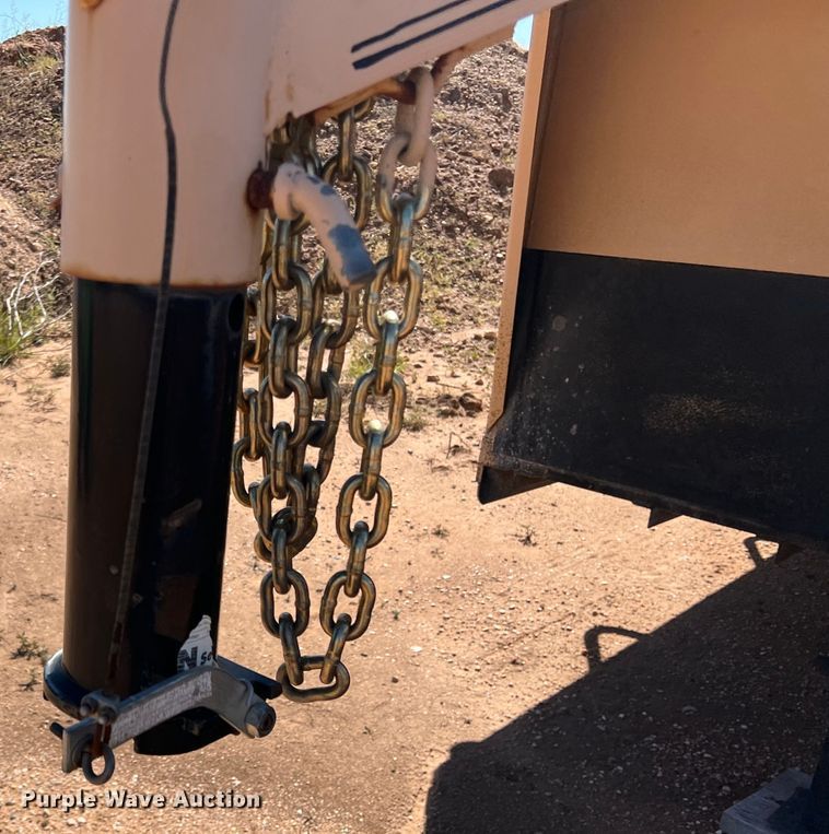 image for item DO8827 2012 Bruton  livestock trailer