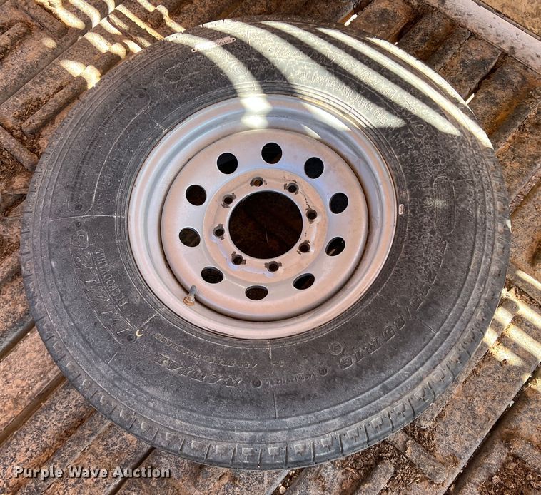 image for item DO8827 2012 Bruton  livestock trailer