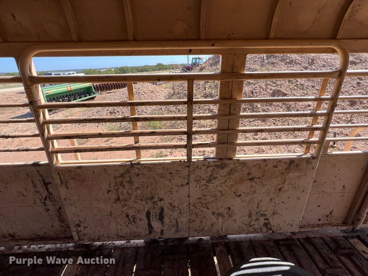 image for item DO8827 2012 Bruton  livestock trailer