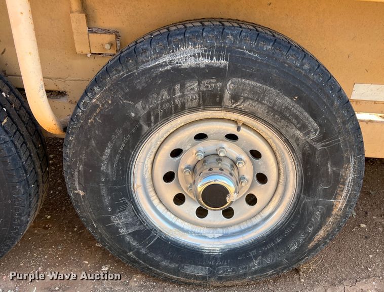 image for item DO8827 2012 Bruton  livestock trailer