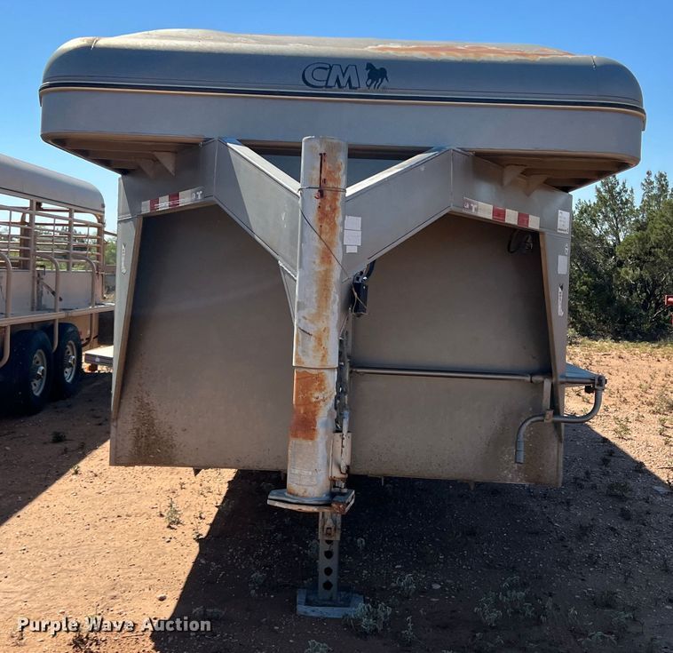 image for item DO8828 2009 CM  livestock trailer