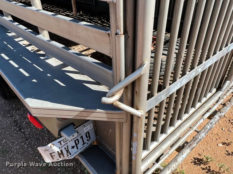 image for item DO8828 2009 CM  livestock trailer