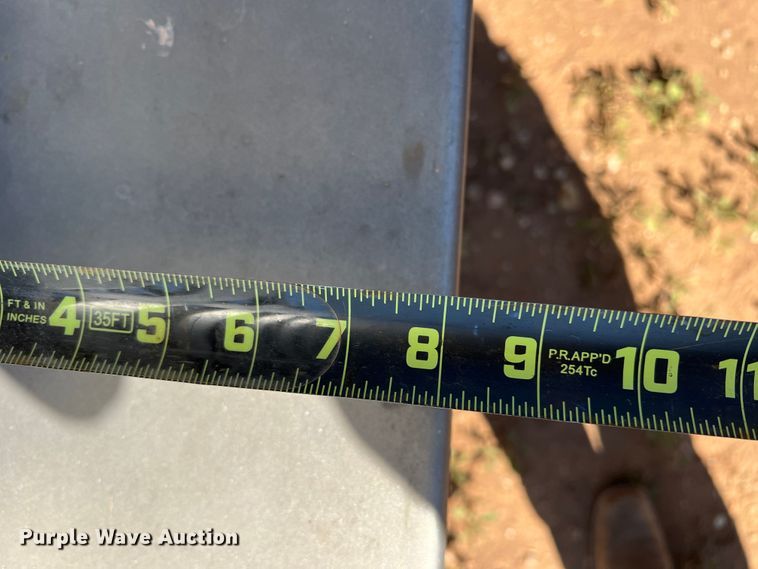 image for item DO8828 2009 CM  livestock trailer