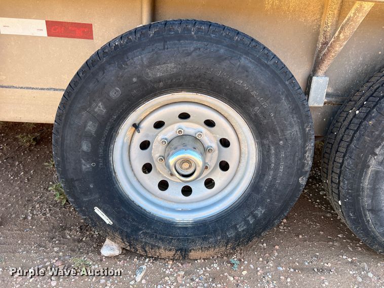 image for item DO8828 2009 CM  livestock trailer