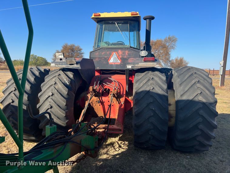 image for item DO8832 1985 Versatile 936  4WD tractor