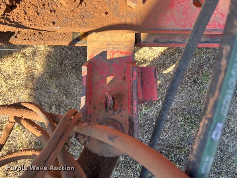 image for item DO8832 1985 Versatile 936  4WD tractor