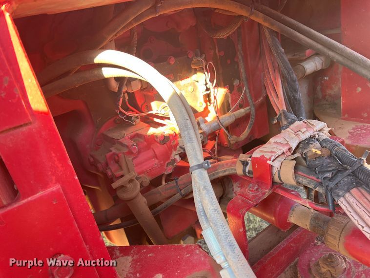 image for item DO8832 1985 Versatile 936  4WD tractor