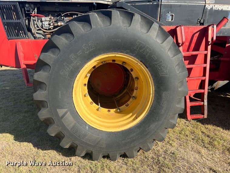 image for item DO8832 1985 Versatile 936  4WD tractor