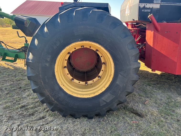 image for item DO8832 1985 Versatile 936  4WD tractor