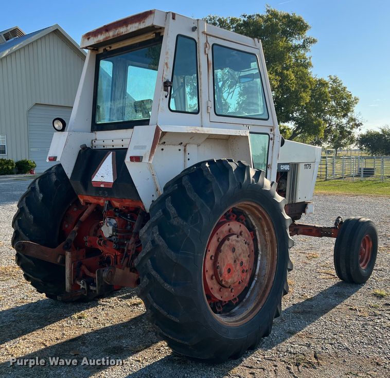 image for item DO8835 1975 Case 1175  tractor