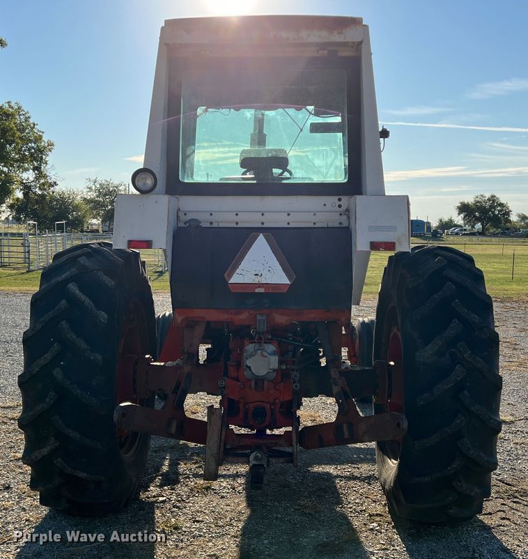 image for item DO8835 1975 Case 1175  tractor