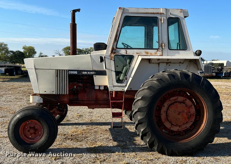 image for item DO8835 1975 Case 1175  tractor