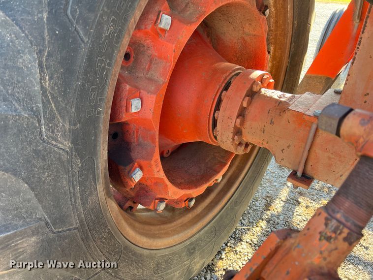 image for item DO8835 1975 Case 1175  tractor