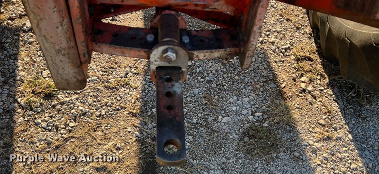 image for item DO8835 1975 Case 1175  tractor