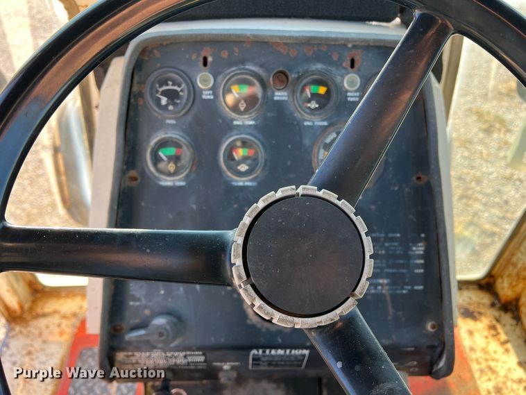 image for item DO8835 1975 Case 1175  tractor