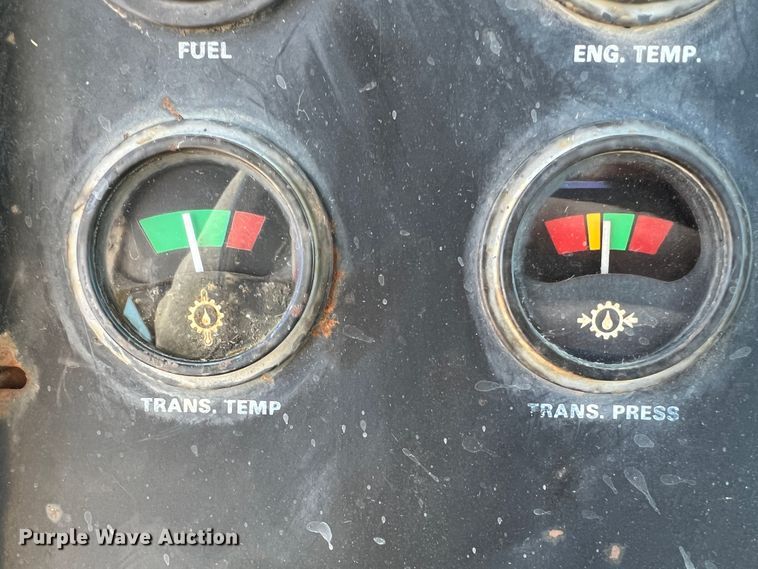 image for item DO8835 1975 Case 1175  tractor