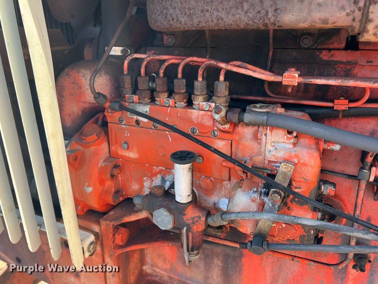 image for item DO8835 1975 Case 1175  tractor