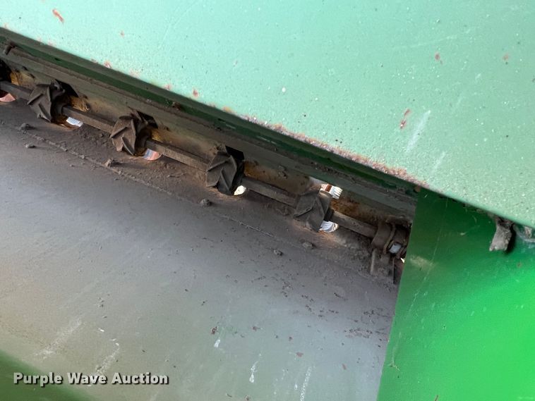 image for item DO8839 John Deere 8350  grain drill