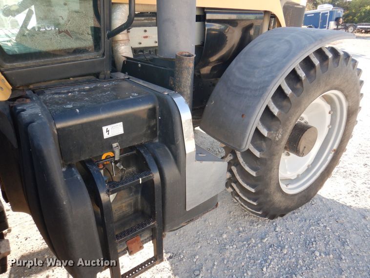 image for item DP0364 2008 Challenger MT635B  MFWD tractor