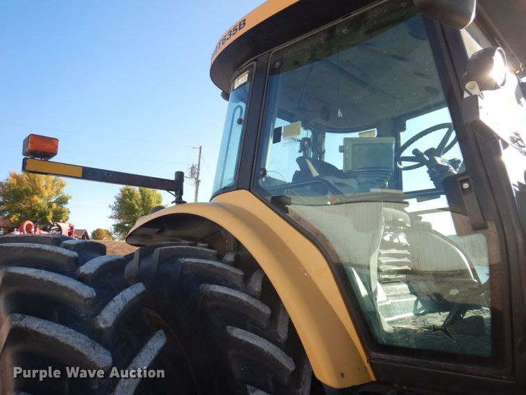 image for item DP0364 2008 Challenger MT635B  MFWD tractor