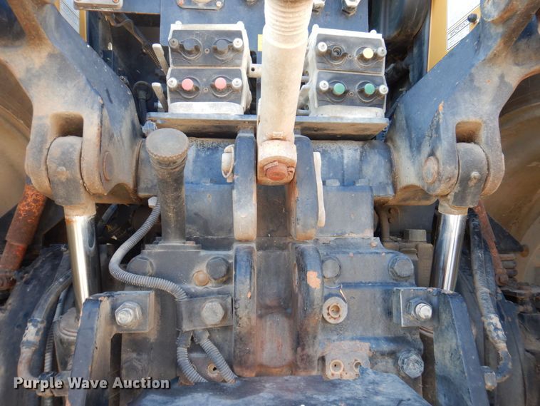 image for item DP0364 2008 Challenger MT635B  MFWD tractor