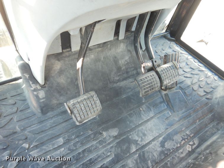 image for item DP0364 2008 Challenger MT635B  MFWD tractor