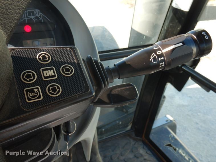 image for item DP0364 2008 Challenger MT635B  MFWD tractor