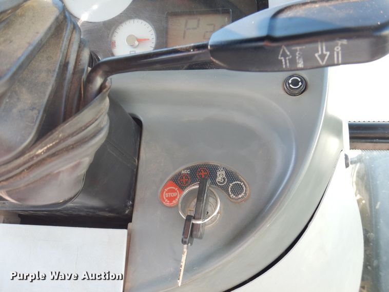 image for item DP0364 2008 Challenger MT635B  MFWD tractor