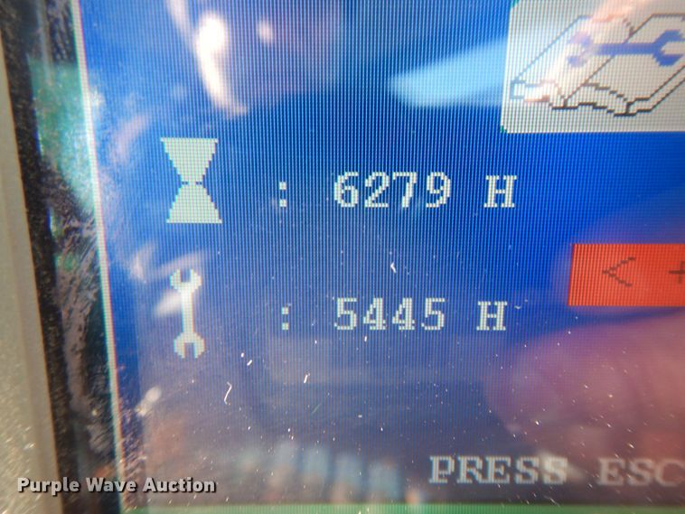 image for item DP0364 2008 Challenger MT635B  MFWD tractor