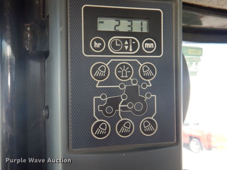 image for item DP0364 2008 Challenger MT635B  MFWD tractor